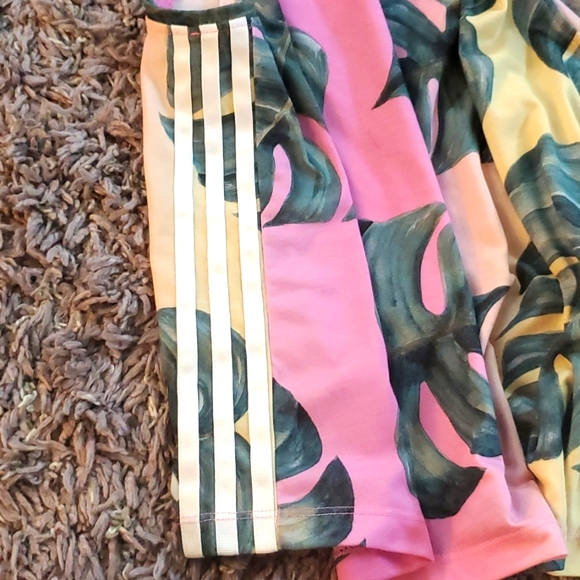 Adidas tropical 3 stripe tank top - Picture 10 of 10